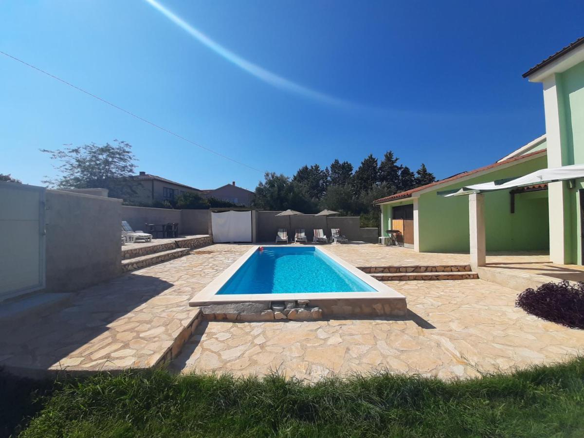 Vila Lokvanj Ližnjan Esterno foto