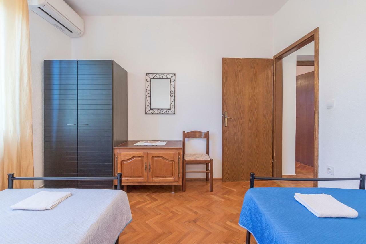 Vila Lokvanj Ližnjan Esterno foto
